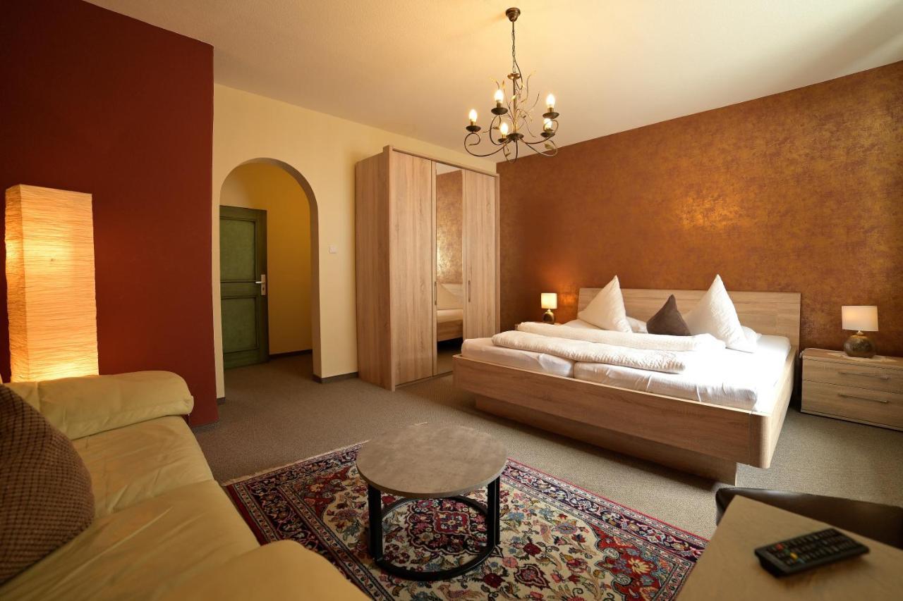 Hotel Zrenners Garni Waldsassen Εξωτερικό φωτογραφία
