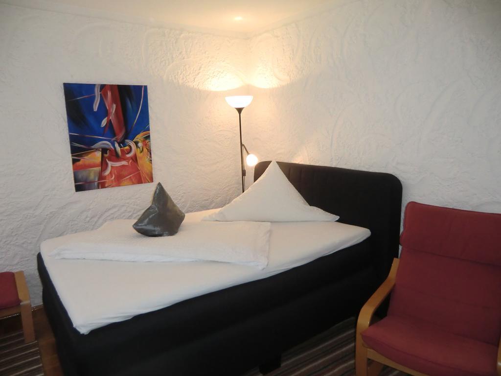 Hotel Zrenners Garni Waldsassen Δωμάτιο φωτογραφία